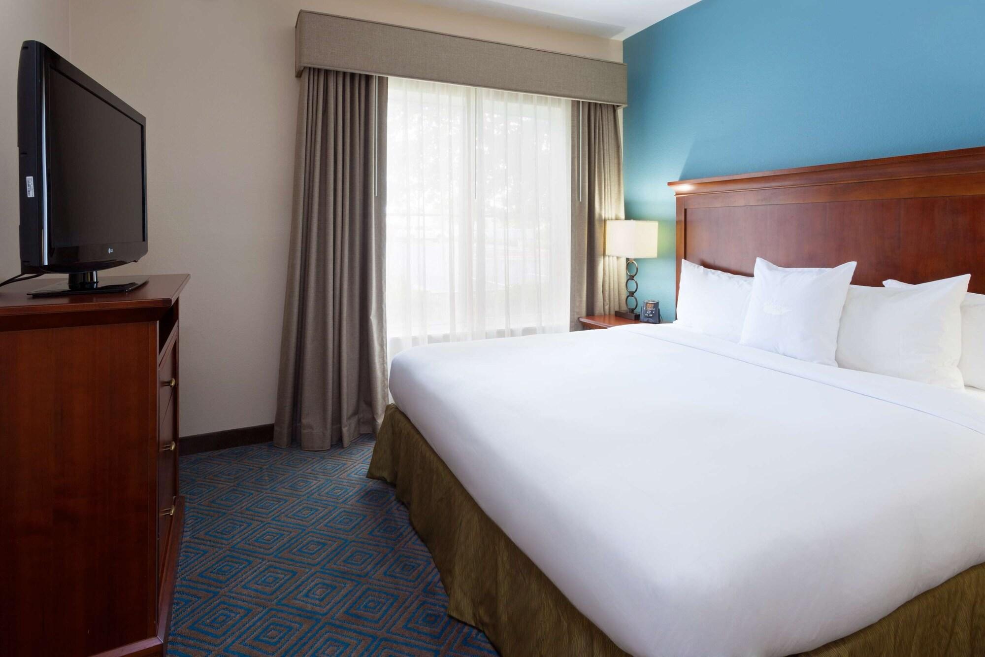Homewood Suites By Hilton Gainesville Exteriér fotografie
