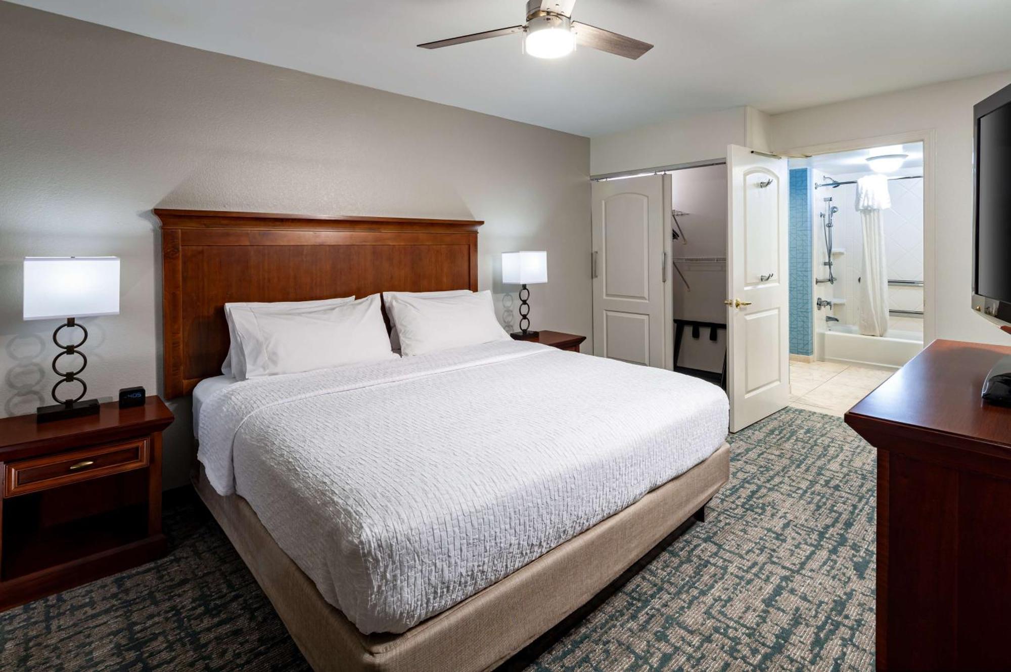 Homewood Suites By Hilton Gainesville Exteriér fotografie